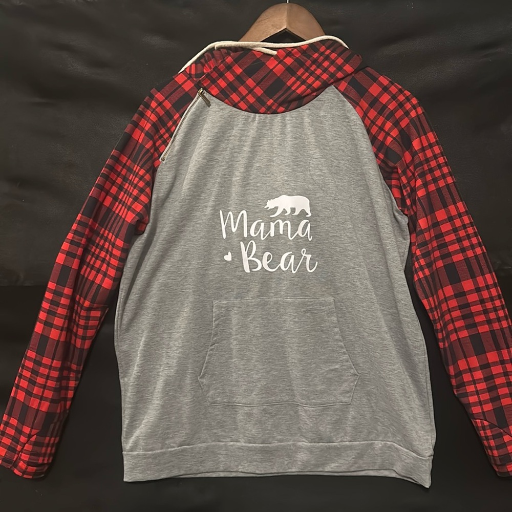 4/$15 Mama Bear hoodie